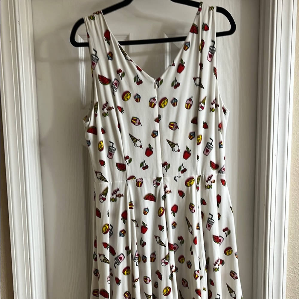 White Patterned Women's Dress - Picture 3 of 4
